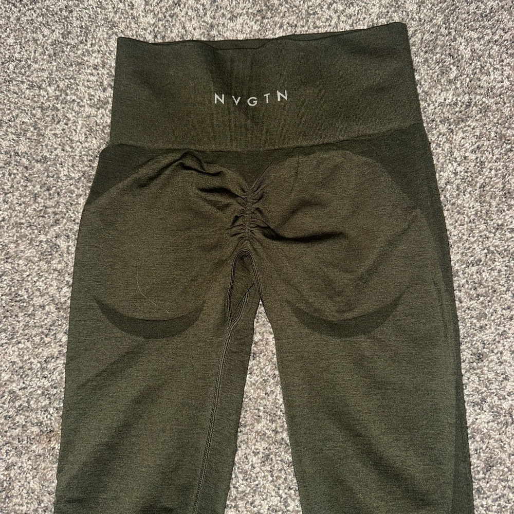 NVGTN Olive Shape Seamless Contour Leggings Size XS